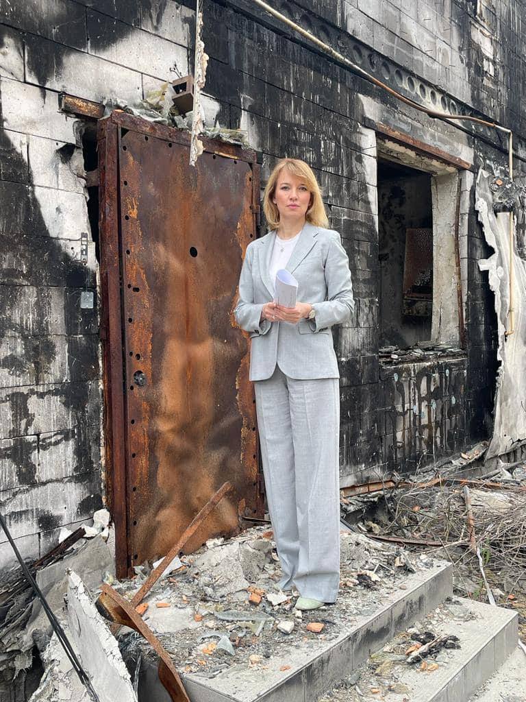 Голова партії "Слуга народу" Шуляк потрапила в скандал через фото на місці ракетного удару