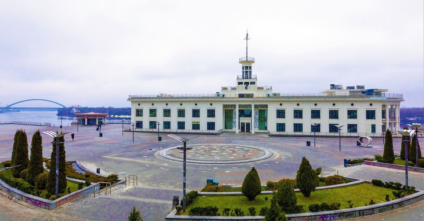 У Києві за підтримки "Укргазбанку" відновили історичну будівлю Річкового вокзалу. Фото