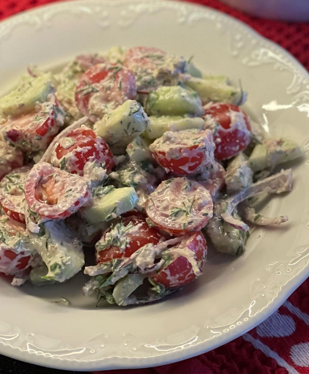 Смачний салат із огірків
