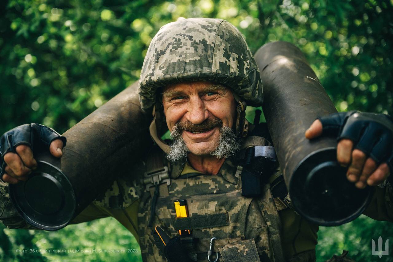 "Ворог відчуває міць наших воїнів": Зеленський і Залужний привітали українських морпіхів зі святом