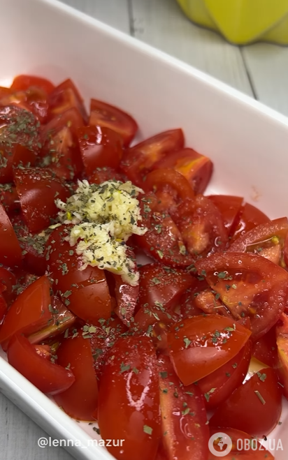 Простые летние брускетты с помидорами: как приготовить легкую сезонную закуску