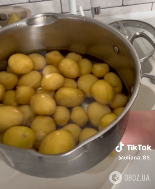 Как почистить сразу много молодого картофеля: элементарный лайфхак