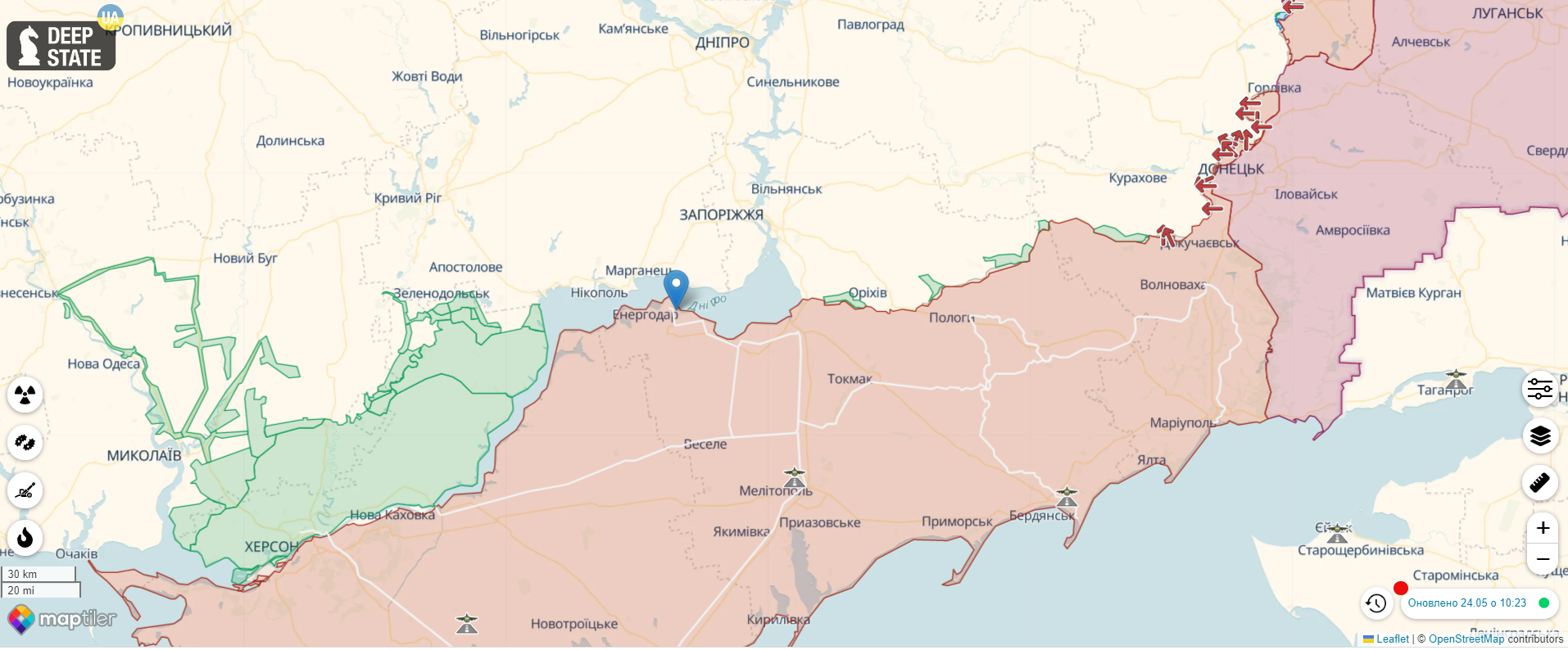 Росія продовжує мілітаризацію території ЗАЕС: біля енергоблоків тримають вантажівки, в яких може бути вибухівка – ГУР