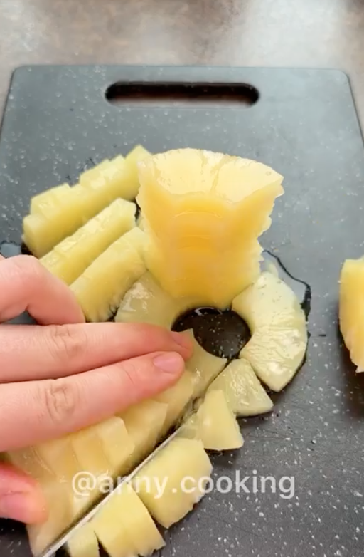Консервированные ананасы