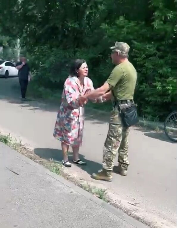 "За що вони його вбили?" Опубліковано щемливе відео з Дніпра після ракетного удару РФ