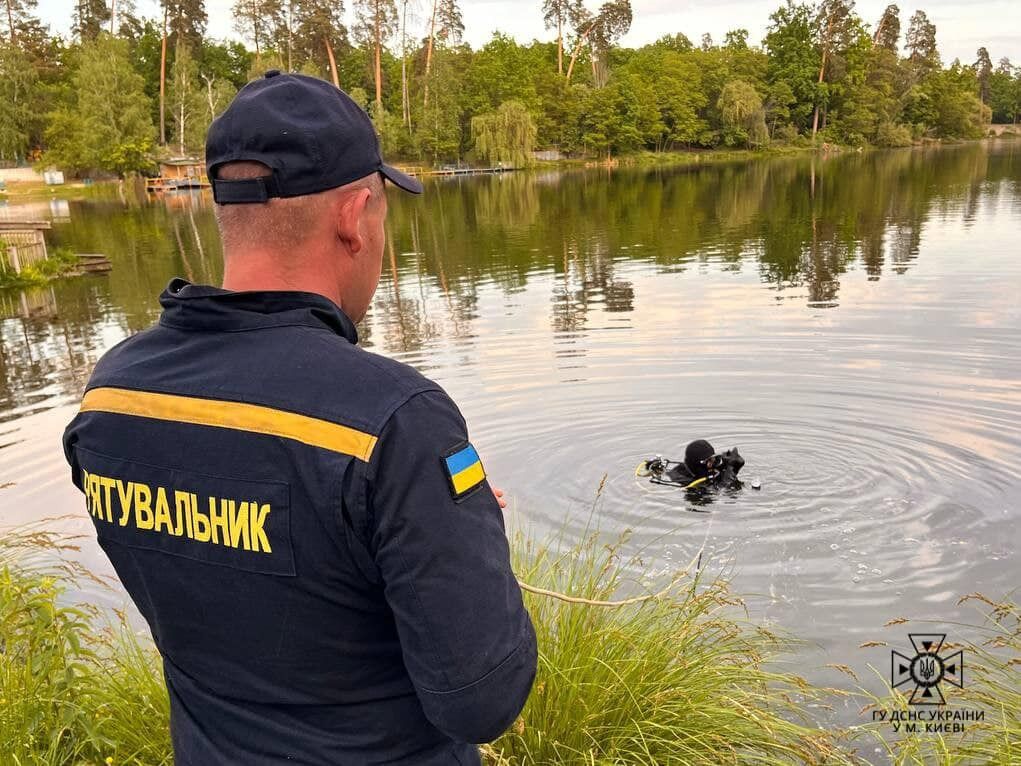 В Киеве в одном из озер в Пуща-Водице утонул мужчина