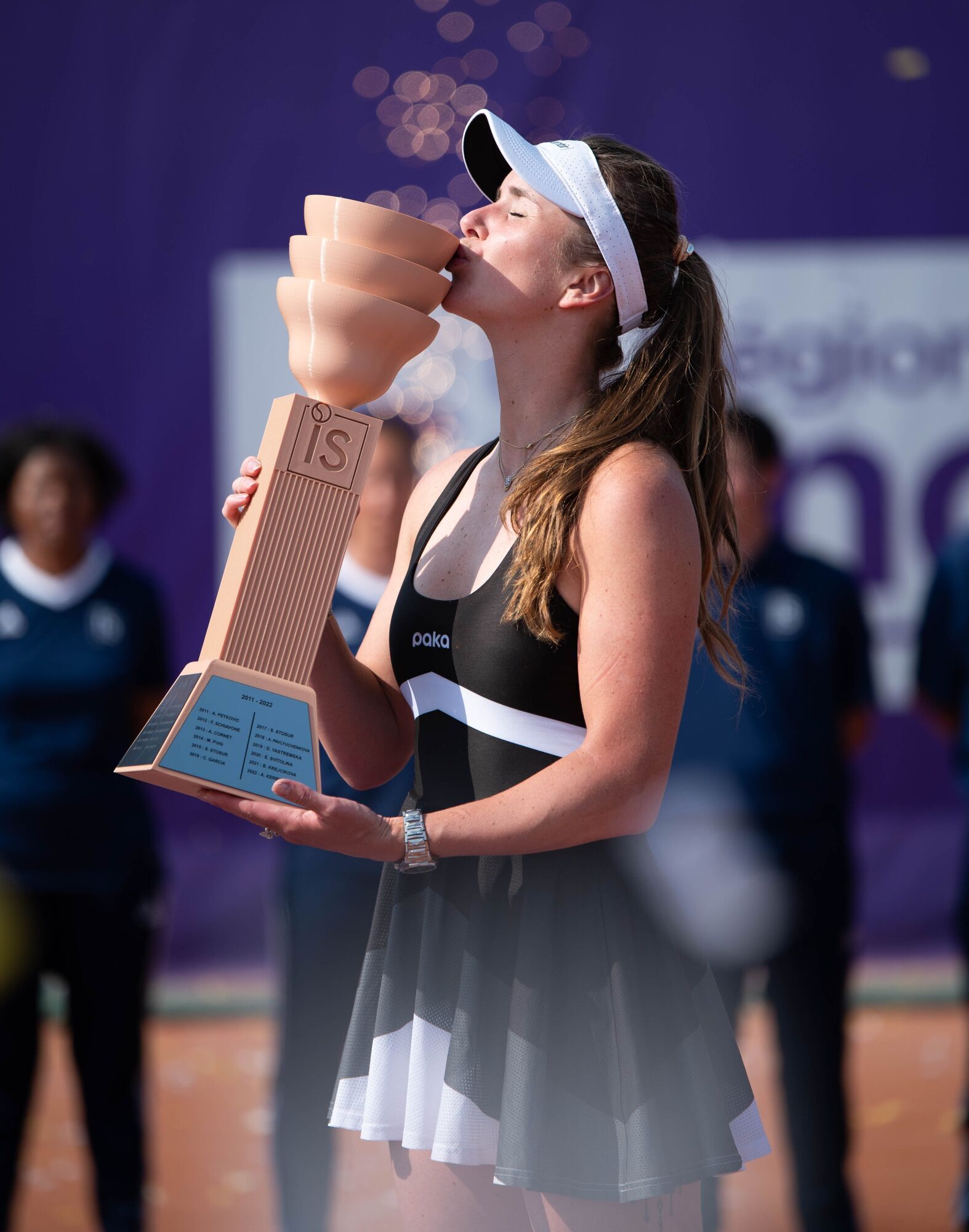 Світоліна у жовто-синьому перевернула матч на Roland Garros і здобула яскраву перемогу