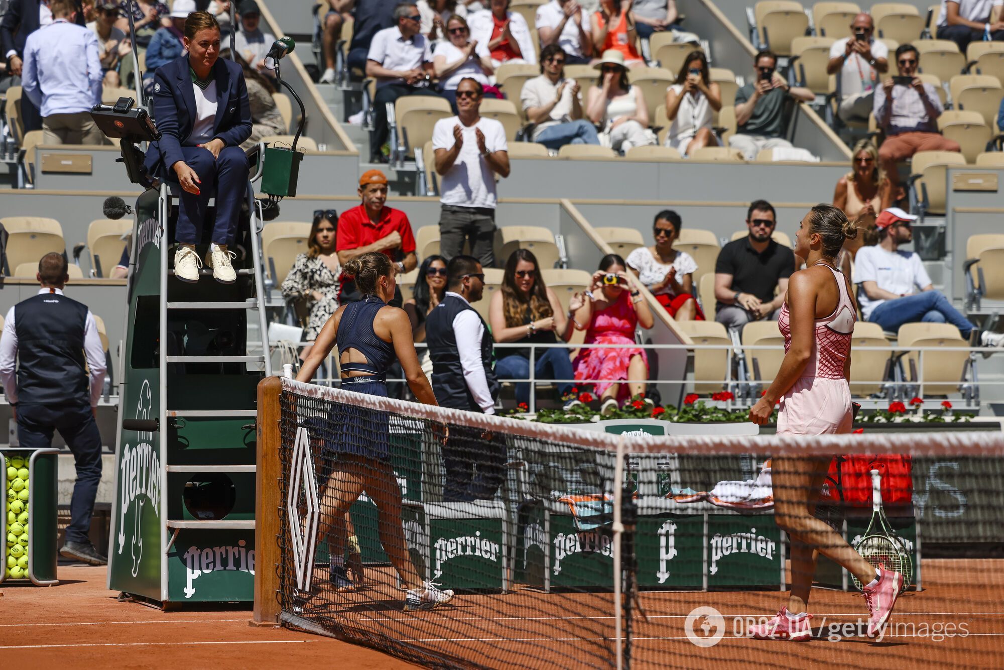 Известную украинскую теннисистку освистали на Roland Garros за отказ подать руку белоруске. Видео