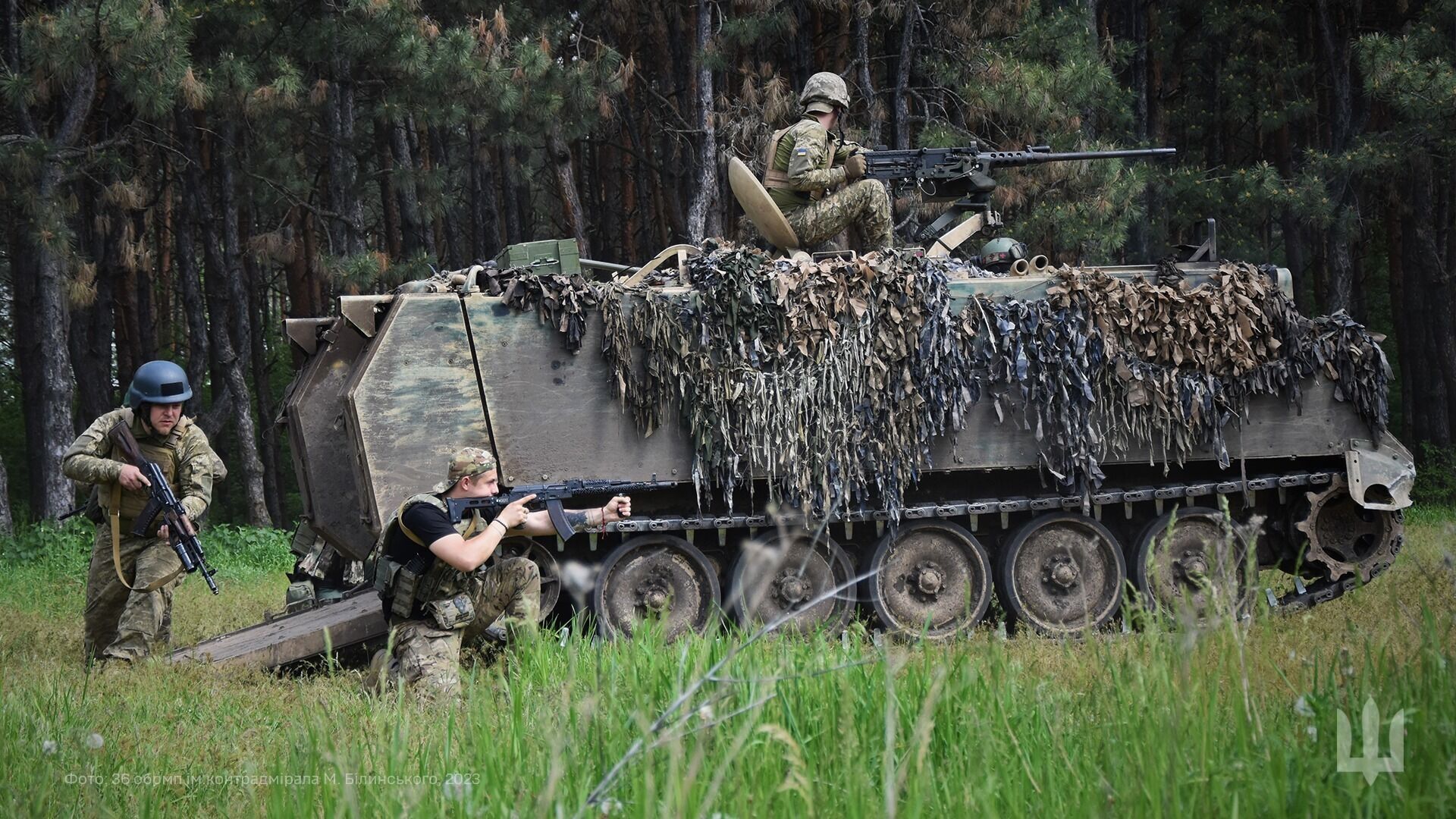 "Йдемо вперед": морпіхи 36-ї бригади ЗСУ показали підготовку до контрнаступу на американських БТР M113. Фото
