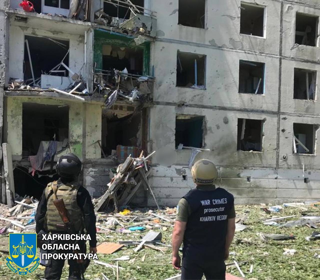 Оккупанты нанесли ракетный удар по Харьковщине, среди раненых – беременная женщина и дети. Видео