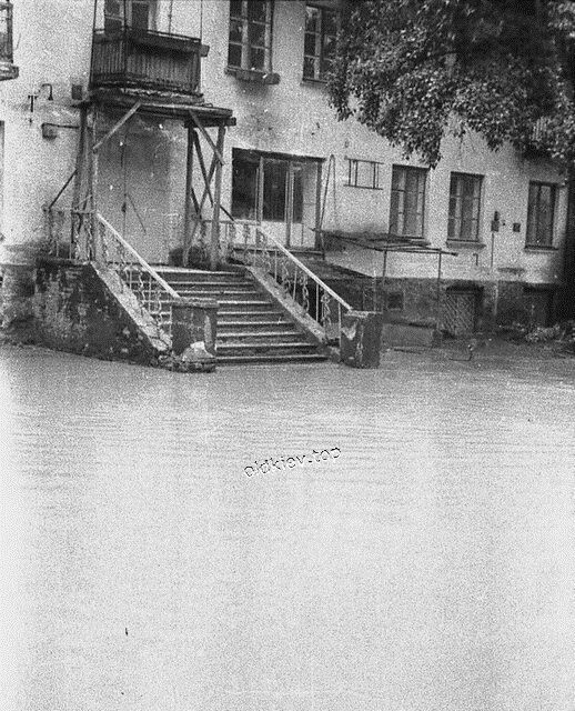У мережі показали, як повінь 1979 року перетворила частину Подолу на Венецію. Архівні фото