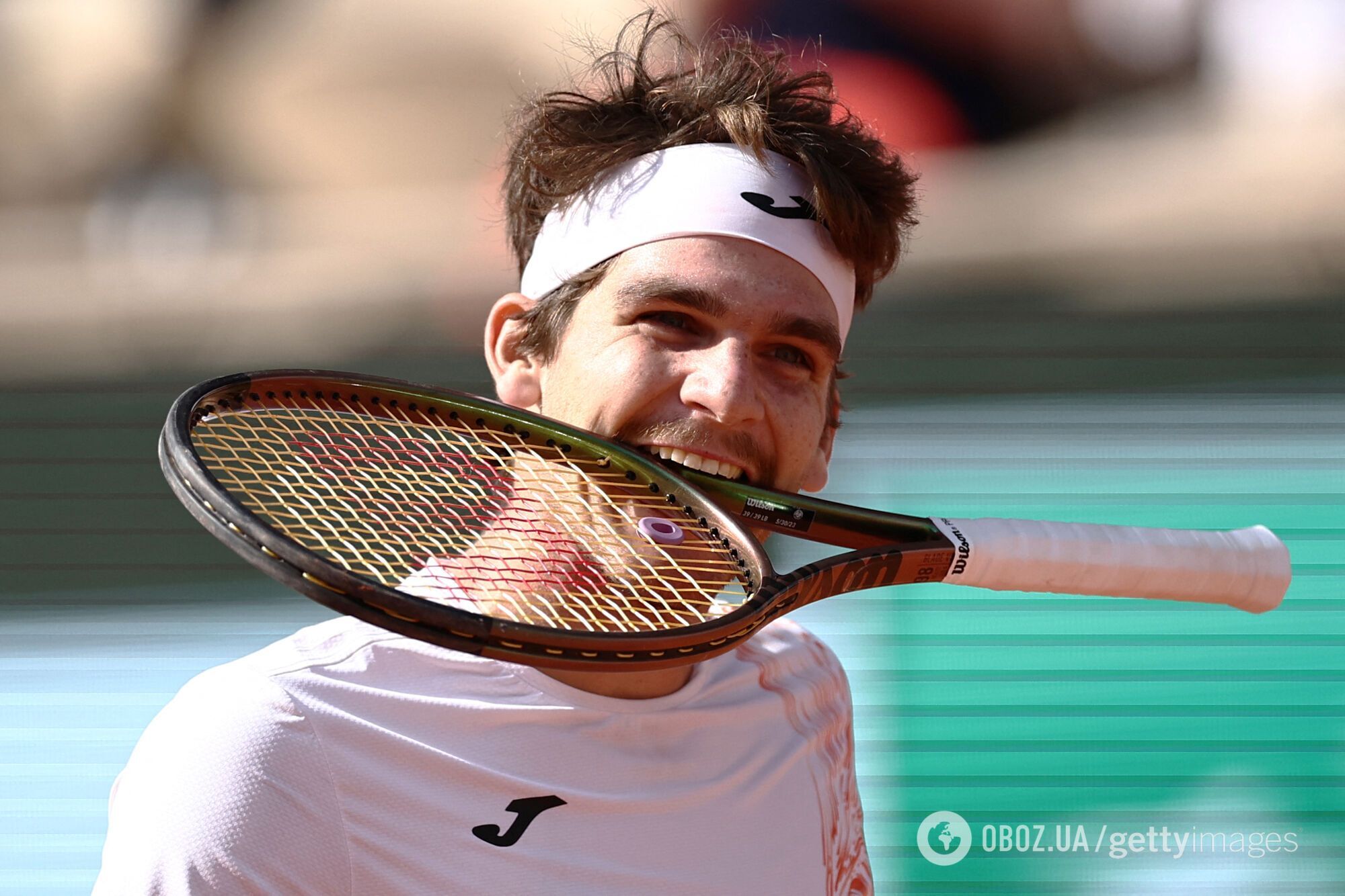 Найкращий тенісист Росії сенсаційно вилетів із Roland Garros у 1-му раунді, програвши 172-й ракетці світу