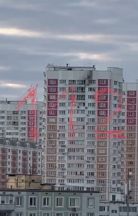 "Вибуховий" ранок у РФ: Москву вперше масовано атакували дрони, в Одинцово заявили про роботу ППО. Фото й відео