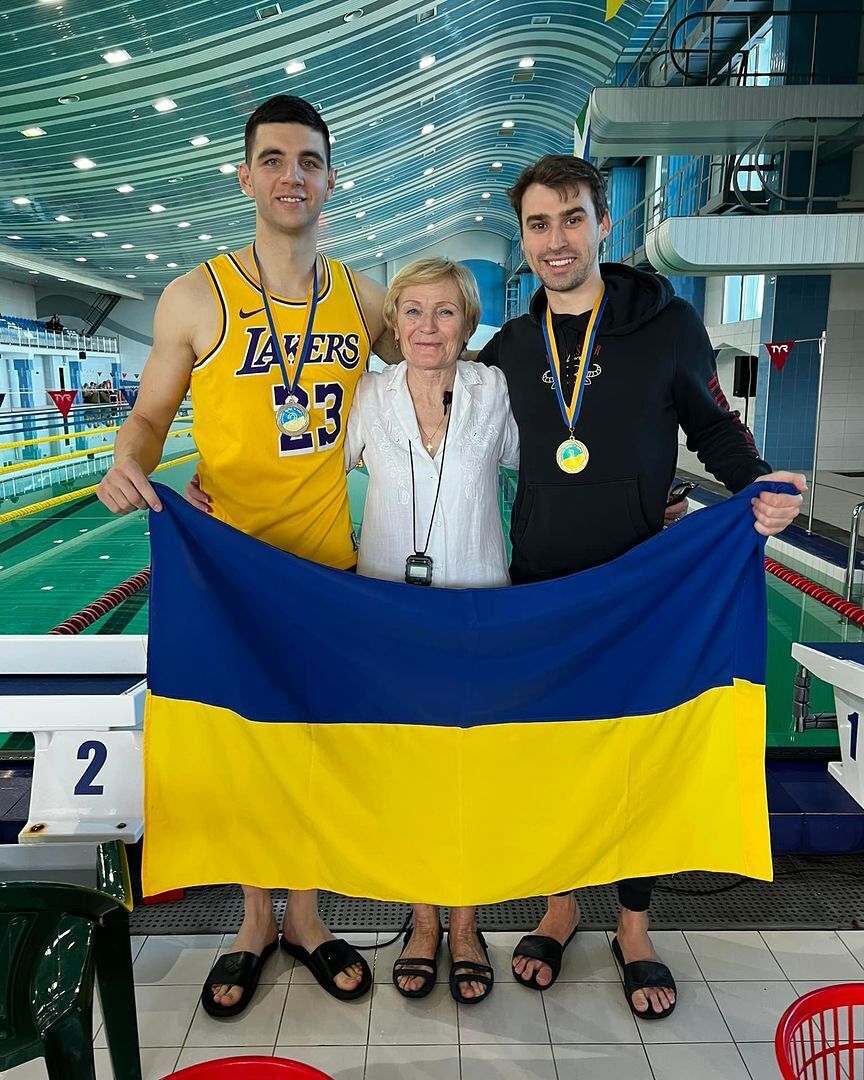 Україна позбавила спортивну федерацію статусу національної через фото з росіянкою