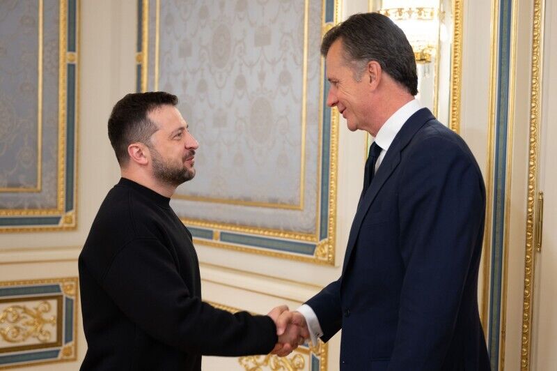 "Говорили про інвестиції та відновлення України": Зеленський зустрівся з керівництвом BlackRock. Фото й відео