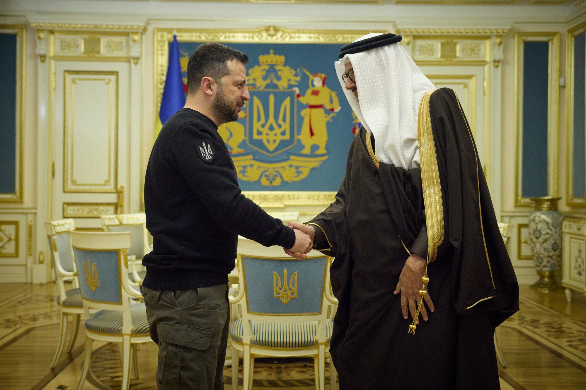 Президент Украины и глава МИД Бахрейна. 5 мая 2023 года