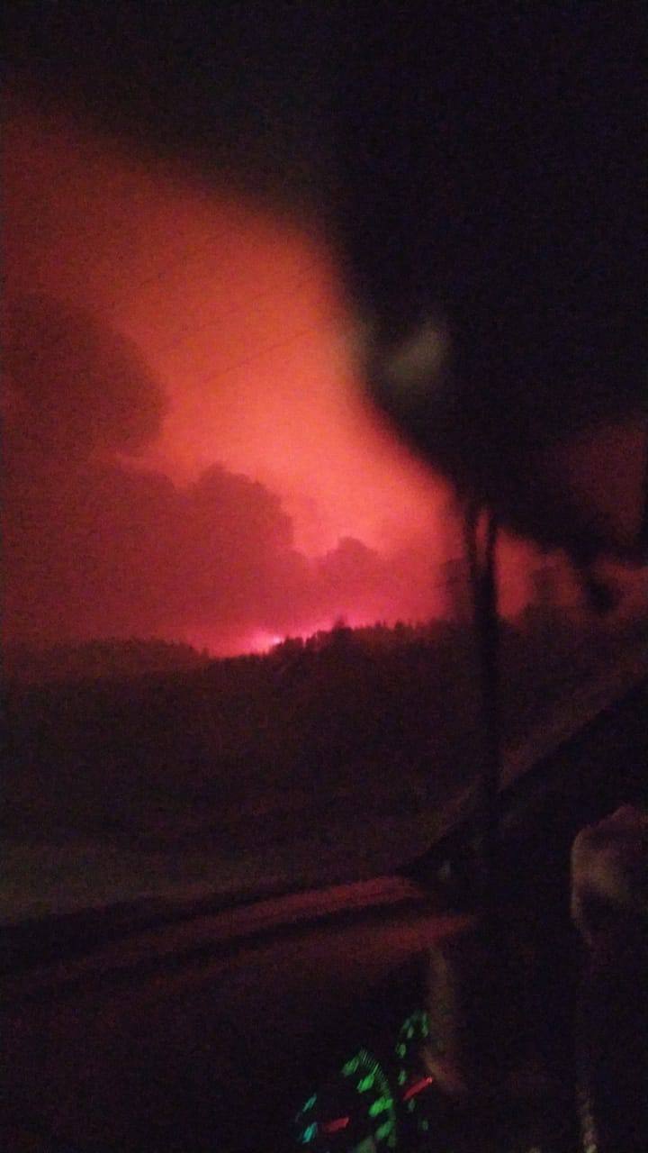 Загорелись склады с порохом: лесной пожар в России привел к неожиданным последствиям. Фото и видео