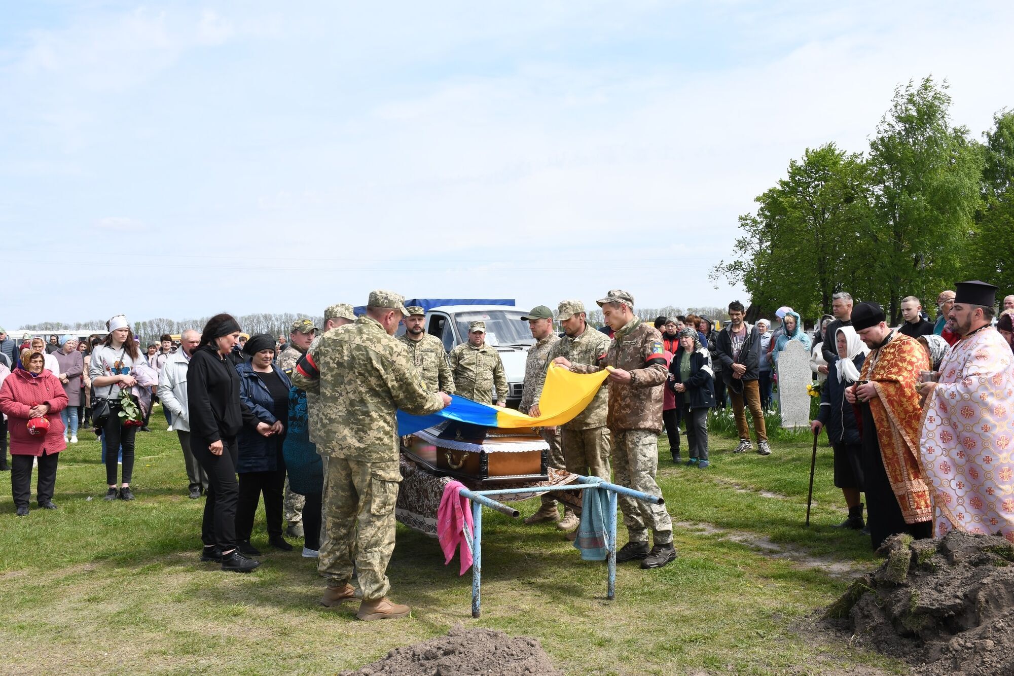 Тривалий час вважали зниклим безвісти: на війні загинув старший сержант Андрій Коваленко з Полтавщини. Фото