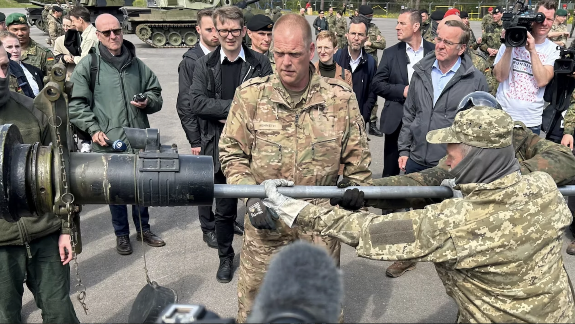 Данія і Німеччина передадуть Україні 80 танків Leopard 1 вже у травні: що відомо
