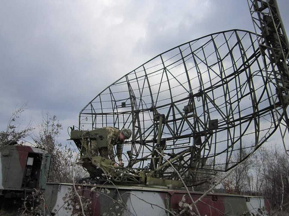 В небе над Днепропетровщиной украинские силы сбили вражеский беспилотник: фото с места