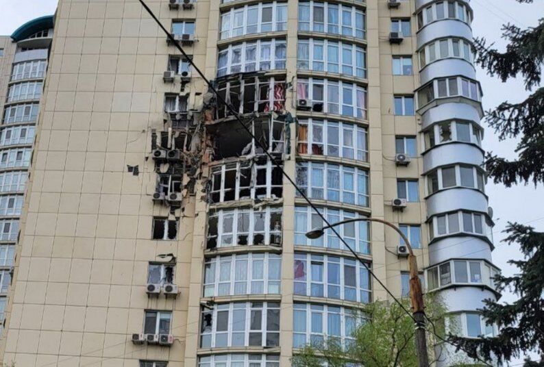 Россия атаковала Киев дронами, сбиты все 35 "Шахедов": из-за падения обломков есть разрушения и пострадавшие