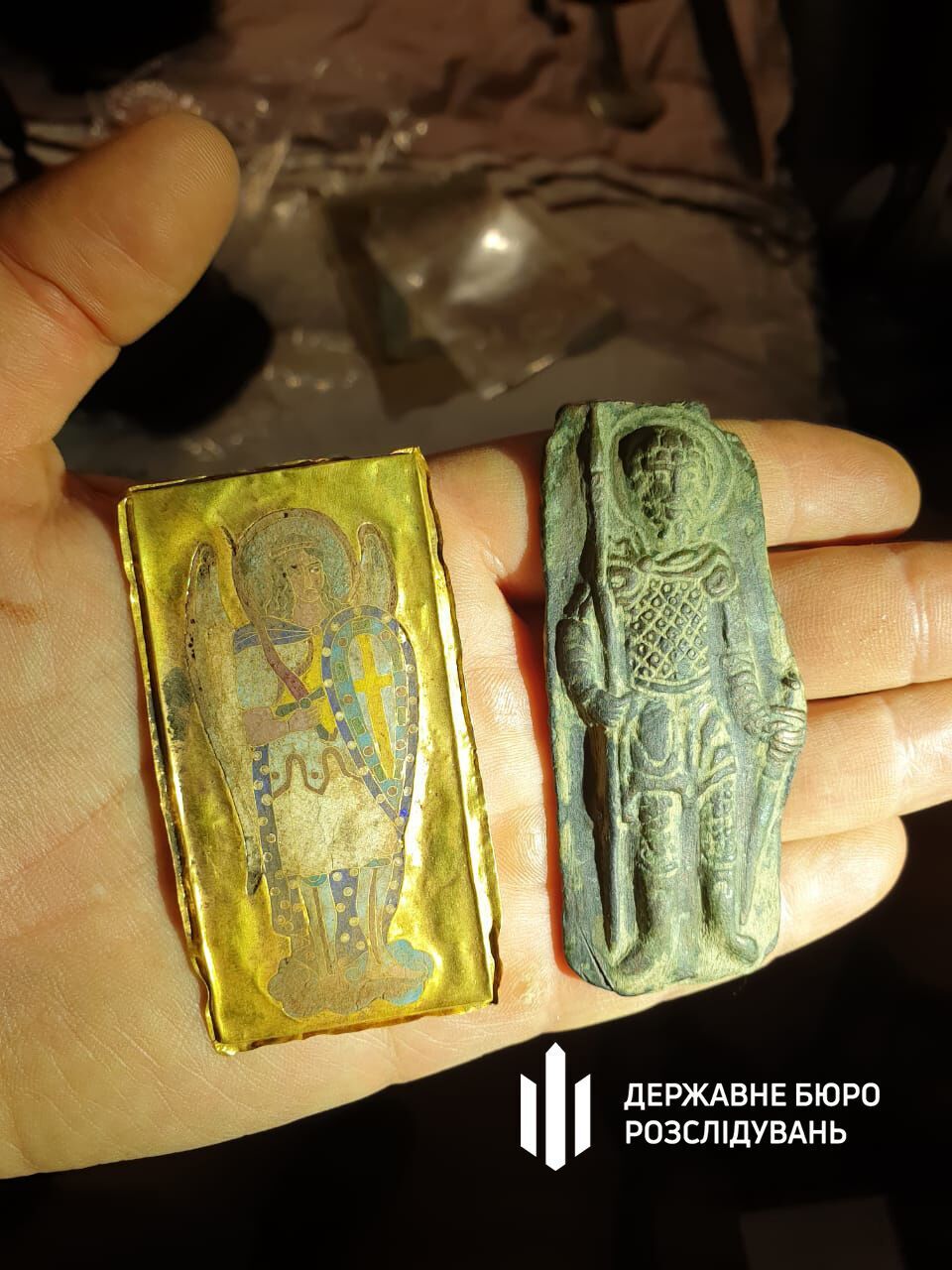 ДБР знайшло у екснардепа Горбатова ще одну колекцію стародавніх українських артефактів: всі деталі справи. Відео 
