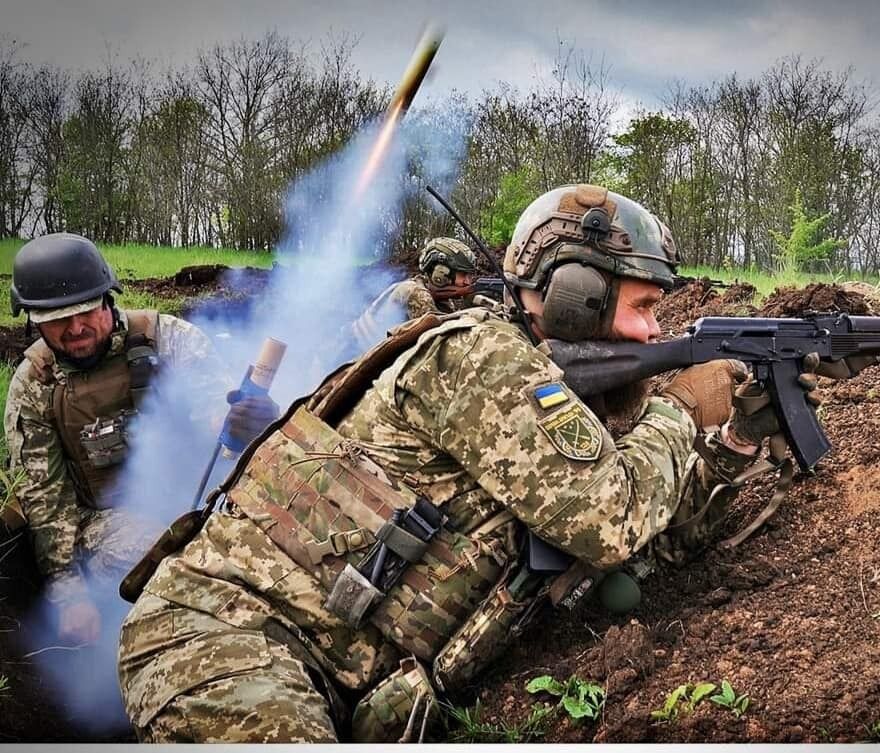 ЗСУ відбили 42 ворожі атаки за добу, окупанти вивозять награбоване із захопленої частини Запоріжжя в Крим – Генштаб 