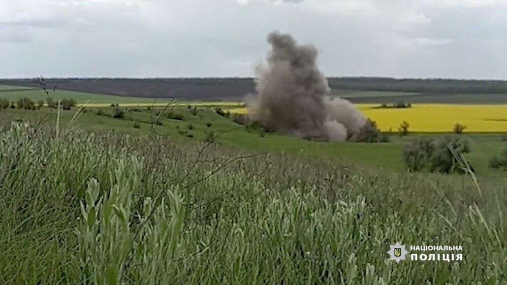 У Дніпрі знешкодили нерозірвану бойову частину ракети з нічного обстрілу. Відео