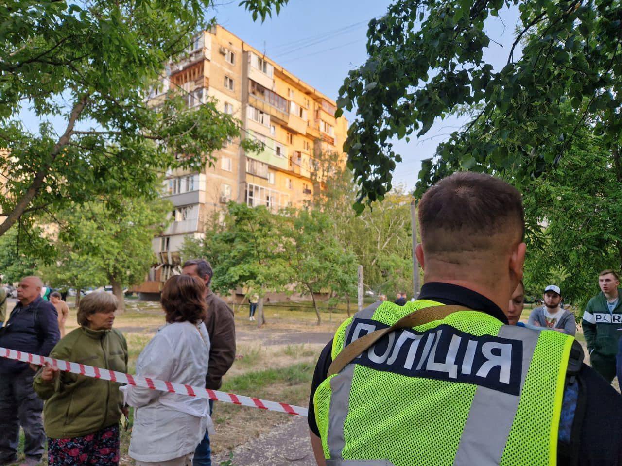 РФ атаковала Киев баллистическими ракетами и убила трех человек: среди них ребенок, много людей ранено