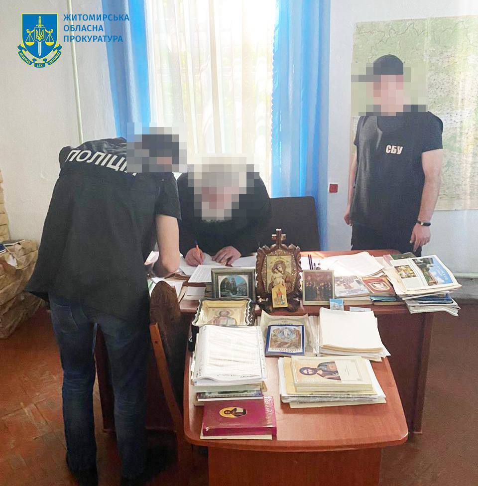 Світить до 5 років за ґратами: членів Житомирської єпархії УПЦ МП затримали за розпалювання релігійної ворожнечі. Фото