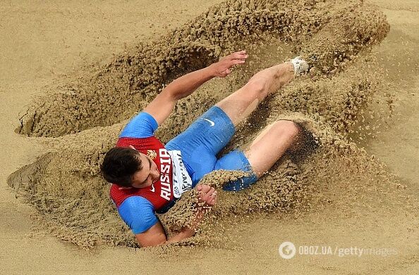 Чемпіон світу з Росії образився, що йому "вбили пів кар'єри" через усунення РФ. Йому відповіли у мережі