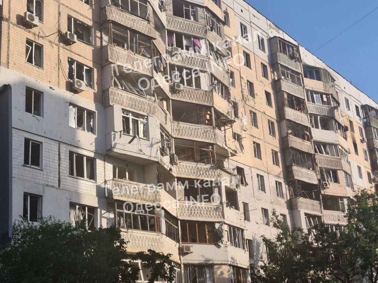 Многоэтажка в Одессе, попавшая под удар. Утро 10 июня 2023 года.