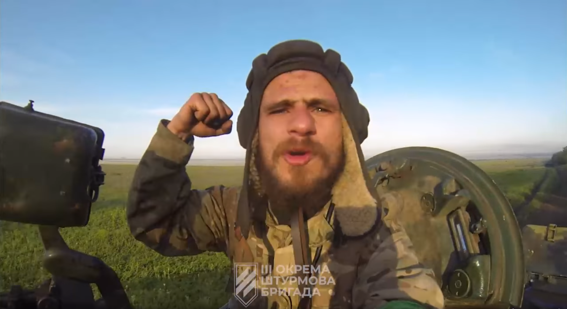 Не хватает "леопардов": украинские танкисты отработали по врагу под Бахмутом. Видео