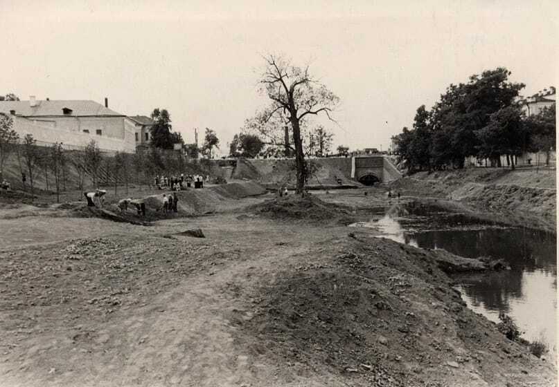 Без мусора и бетона: в сети показали, как выглядела река Лыбидь в Киеве в 1950-х годах. Уникальное фото
