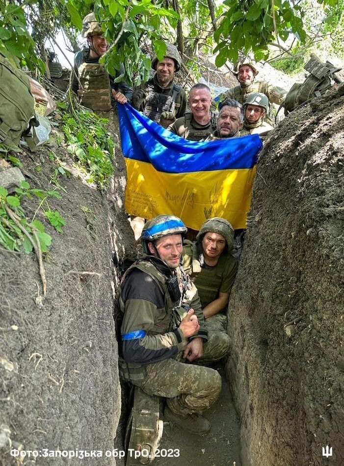 "Бои жесткие, но наше движение есть": Зеленский поблагодарил воинов ВСУ за деоккупацию украинских территорий. Видео
