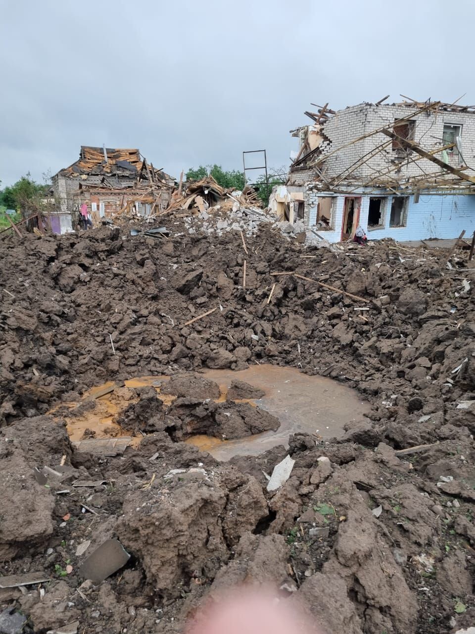 Окупанти вранці вдарили по Краматорську та Костянтинівці: є загиблі й поранені. Фото, відео