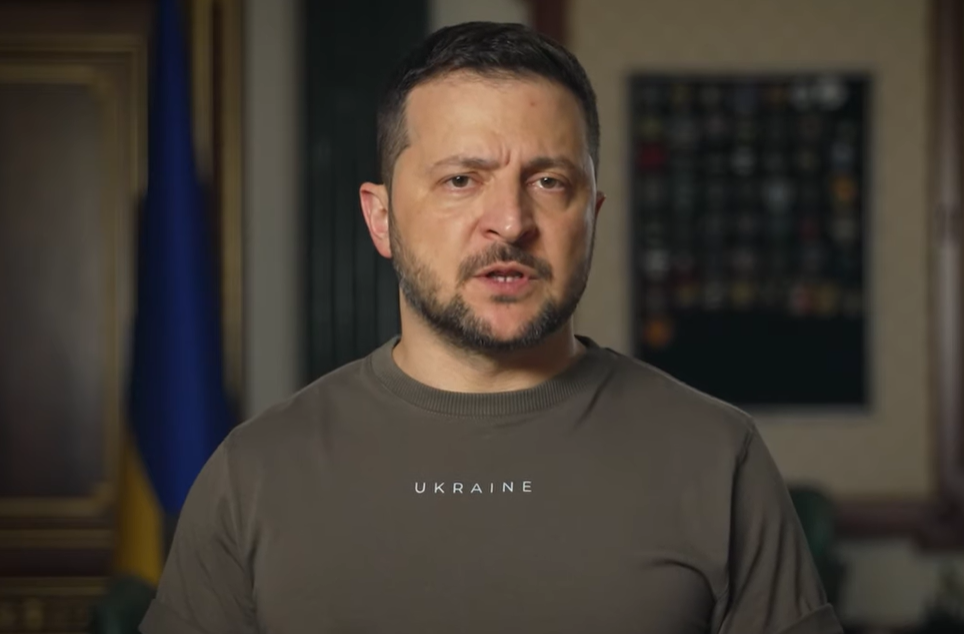 "Україна вміє бути вдячною": Зеленський подякував усім, хто воює та працює заради спільної перемоги. Відео
