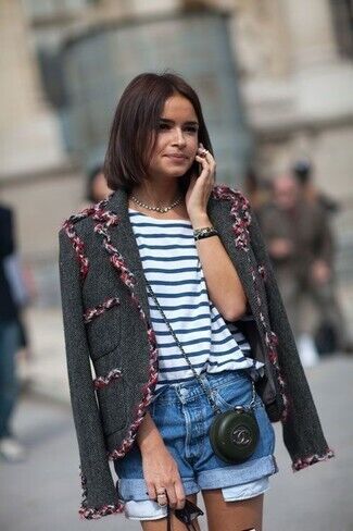 Как выглядят самые модные джинсовые шорты лета 2023 и с чем их носить: пять стильных идей. Фото