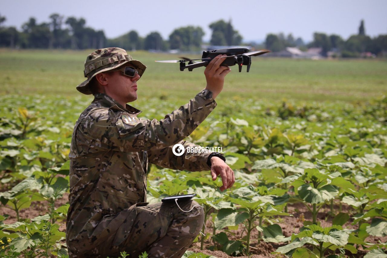 Федоров объявил новый этап развития Армии дронов в Украине: за полгода подготовят 10 тыс. операторов БПЛА. Фото и видео