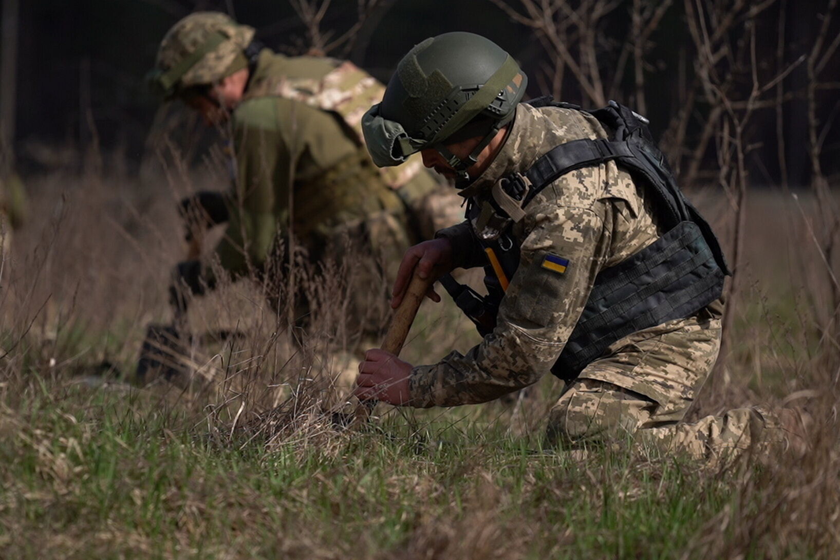 Более пяти тысяч метров траншей за неделю: Наев рассказал, как Украина укрепляет северную границу. Фото