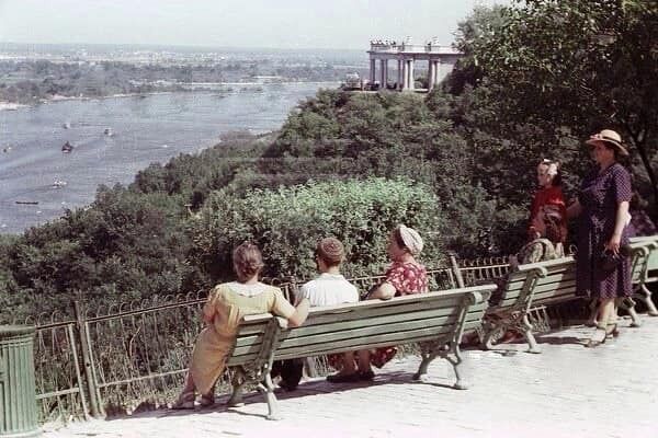 Бельведер, якого більше немає: історія та фото найулюбленішого місця відпочинку киян над Дніпром