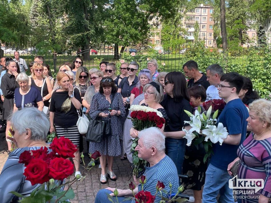 Церемонія прощання із жертвами російського ракетного удару
