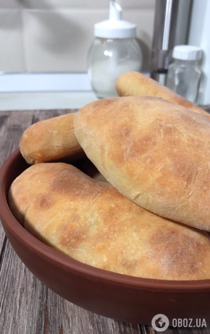 Хрусткі пиріжки з картоплею, як у бабусі: готуються без смаження на олії 