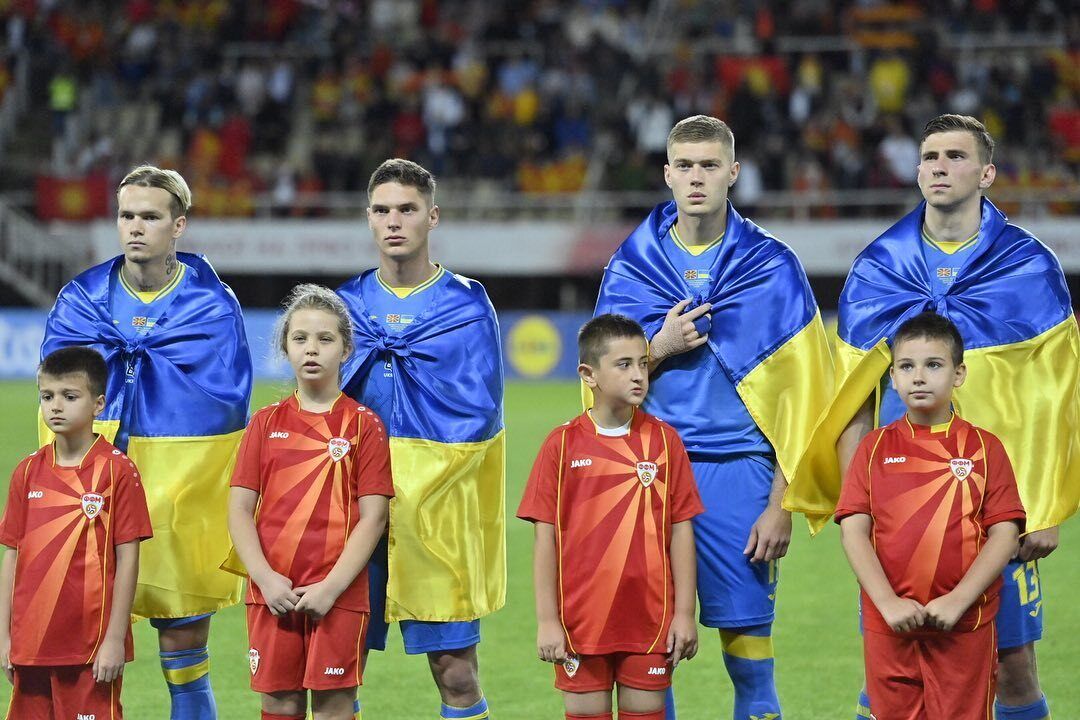 Болельщики на матче отбора Евро-2024 спели "Путин - х*ло". Видео