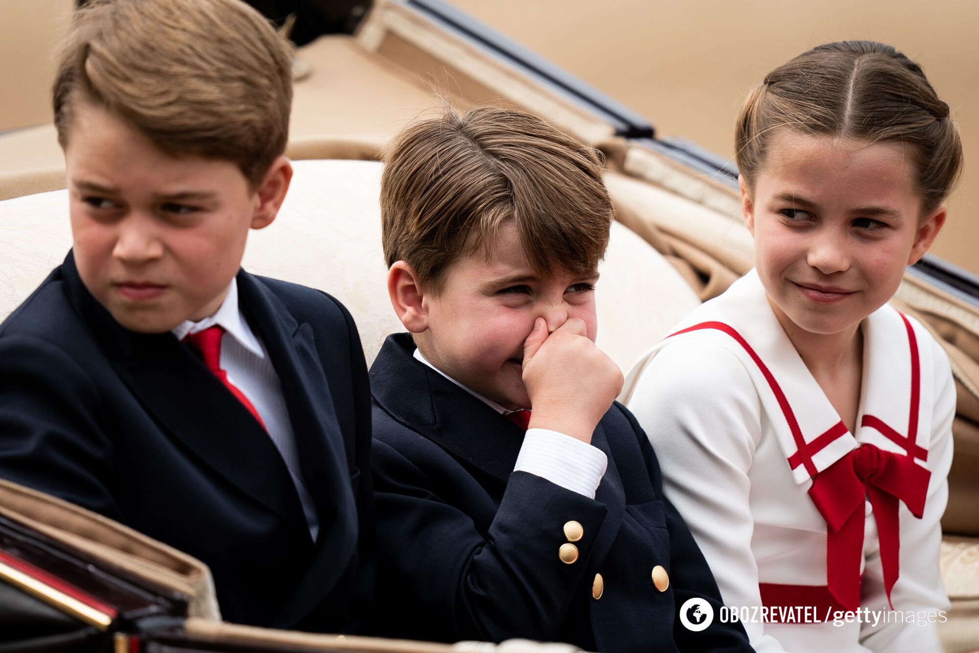 Пятилетний принц Луи снова стал звездой масштабного парада в Лондоне. Забавные фото королевского внука