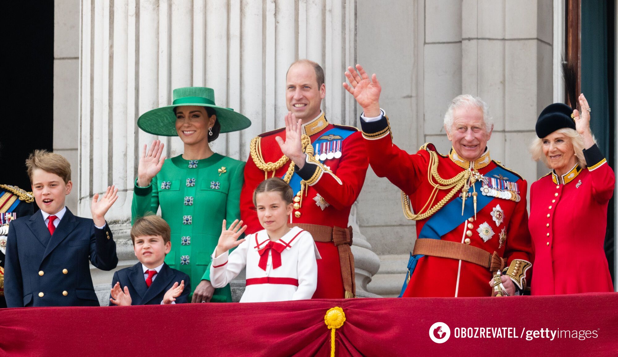Пятилетний принц Луи снова стал звездой масштабного парада в Лондоне. Забавные фото королевского внука