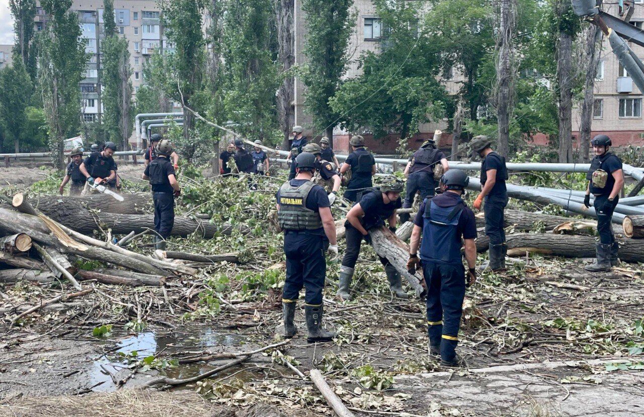 На Херсонщині залишаються затопленими 23 населені пункти, рівень води знижується: останні дані