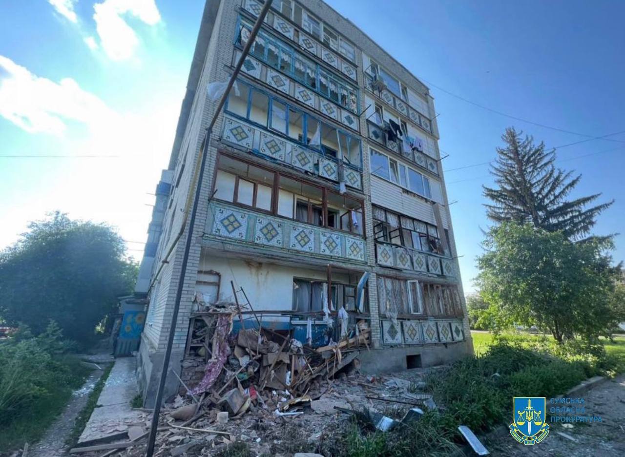 Оккупанты обстреляли Белополье на Сумщине и убили полицейского и его 4-летнего сына