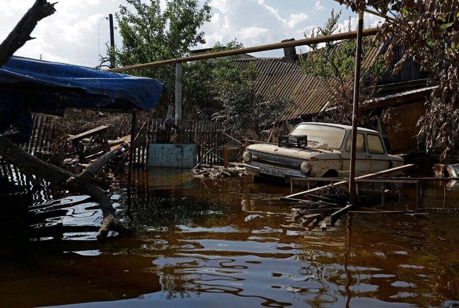 Reuters опублікувала фото із жертвами повені через російський теракт на Каховській ГЕС. 21+