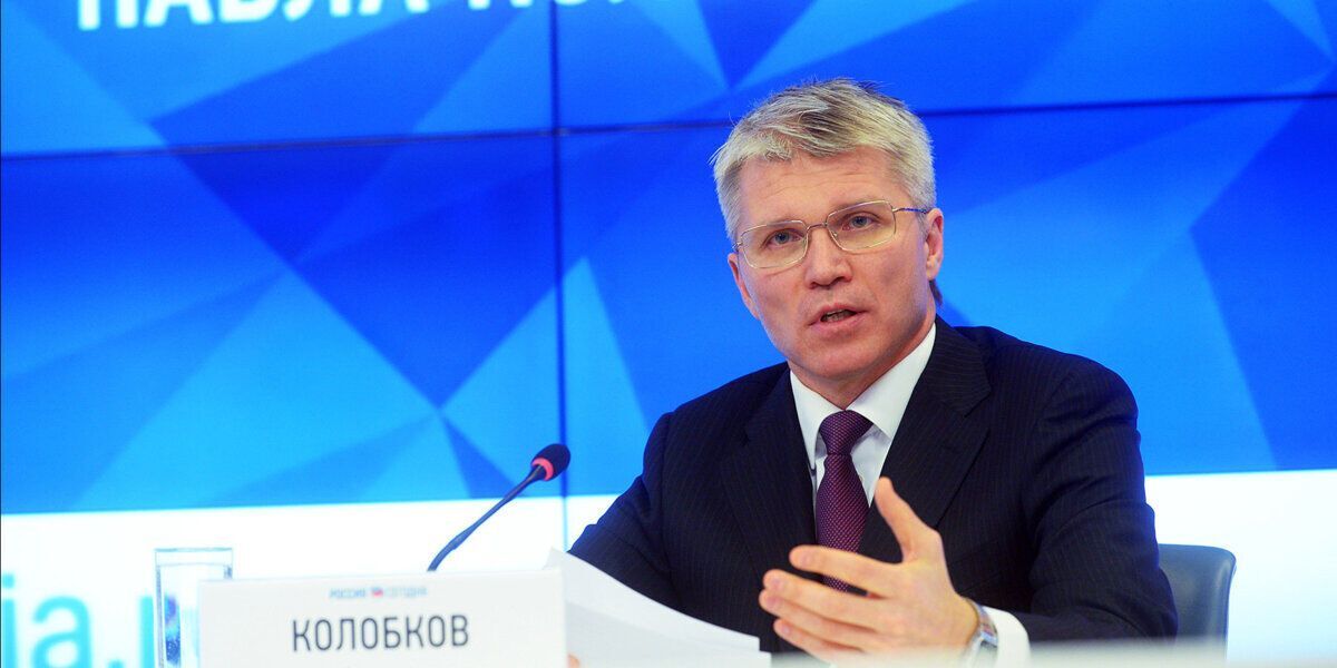 Президент УЄФА викликав захоплення в Росії, де йому побажали "сили духу протистояти позиції низки країн"
